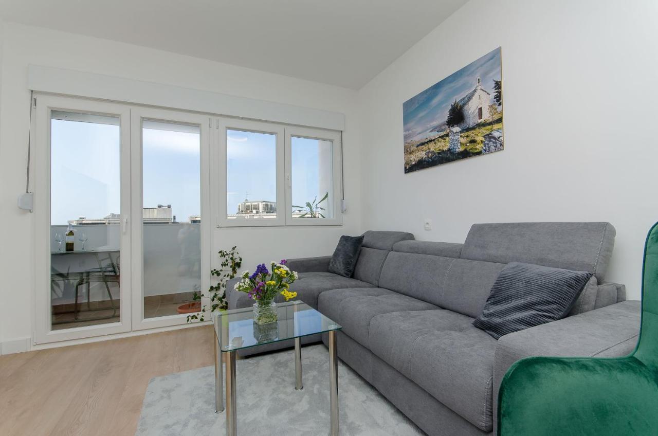 Modern Living Airy Appartement *