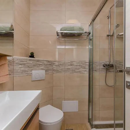 Modern Living Apartment Airy Split Kültér fotó